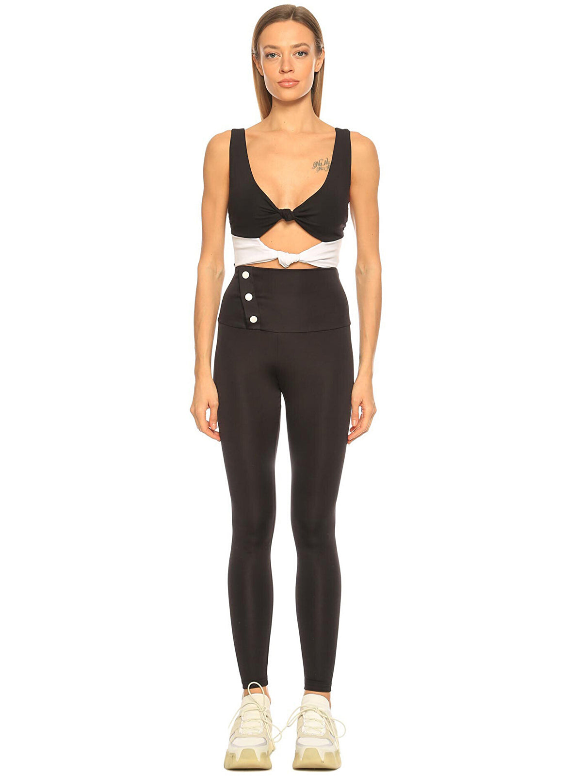 Simple Bw Sport Bra | Black