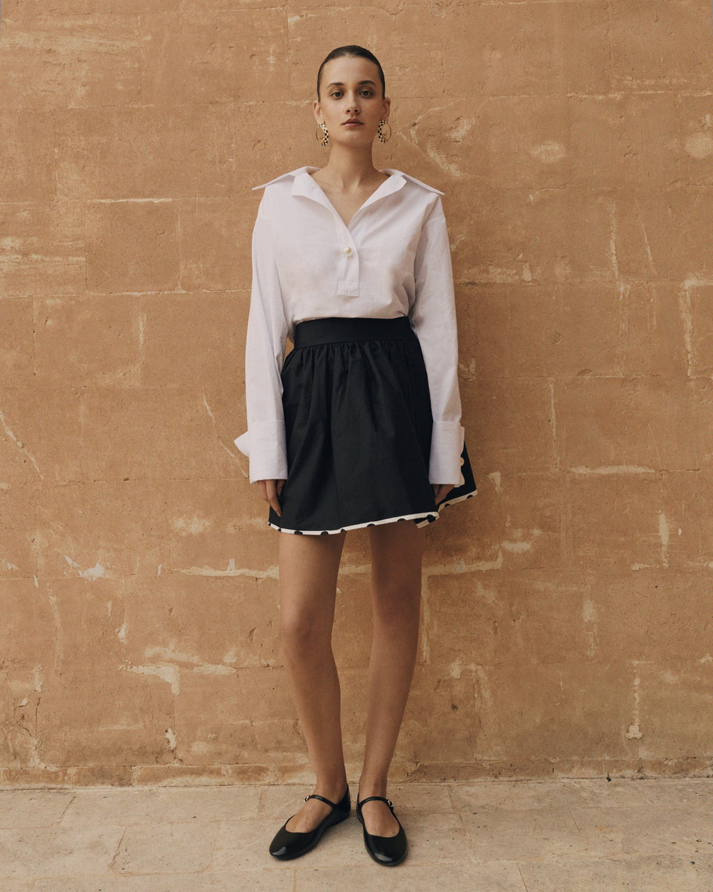 Line Skirt