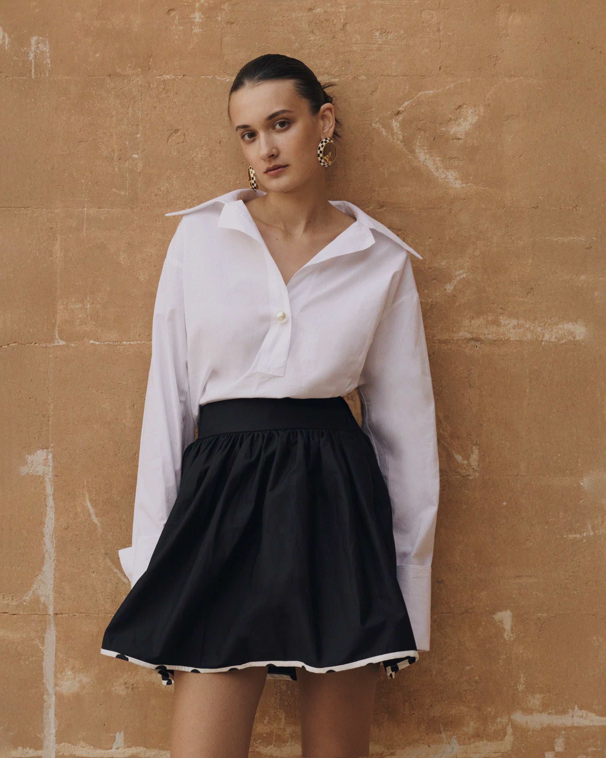 Line Skirt